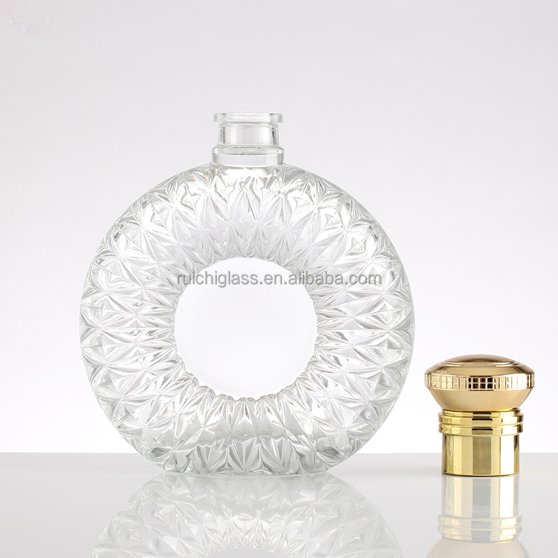 Round Emboss Glass Bottles The Ultimate Packaging for Hot Vodka Brandy Wine