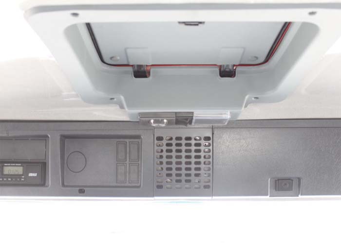 HOWO 4X2 TRACTOR TRUCK CABIN 2