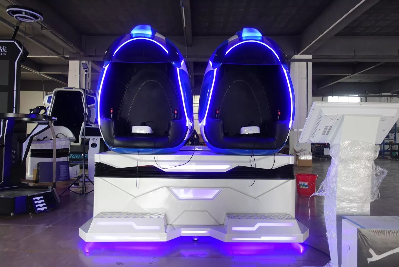 2 Seats Simulator Roller Coaster Sparta 9D VR Egg Cinema