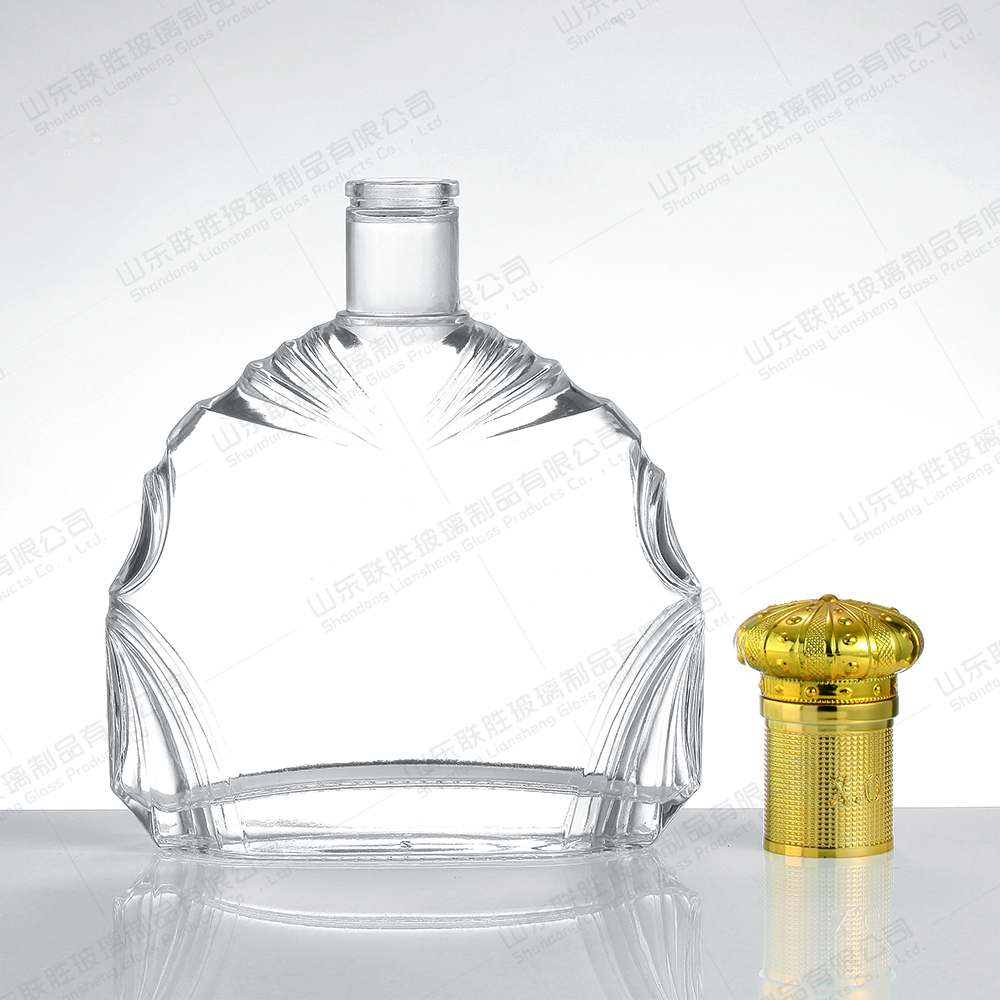 Custom Size Glass Wine Decanter 700ml 1000ml Healthy Lead Free Glass Bottle