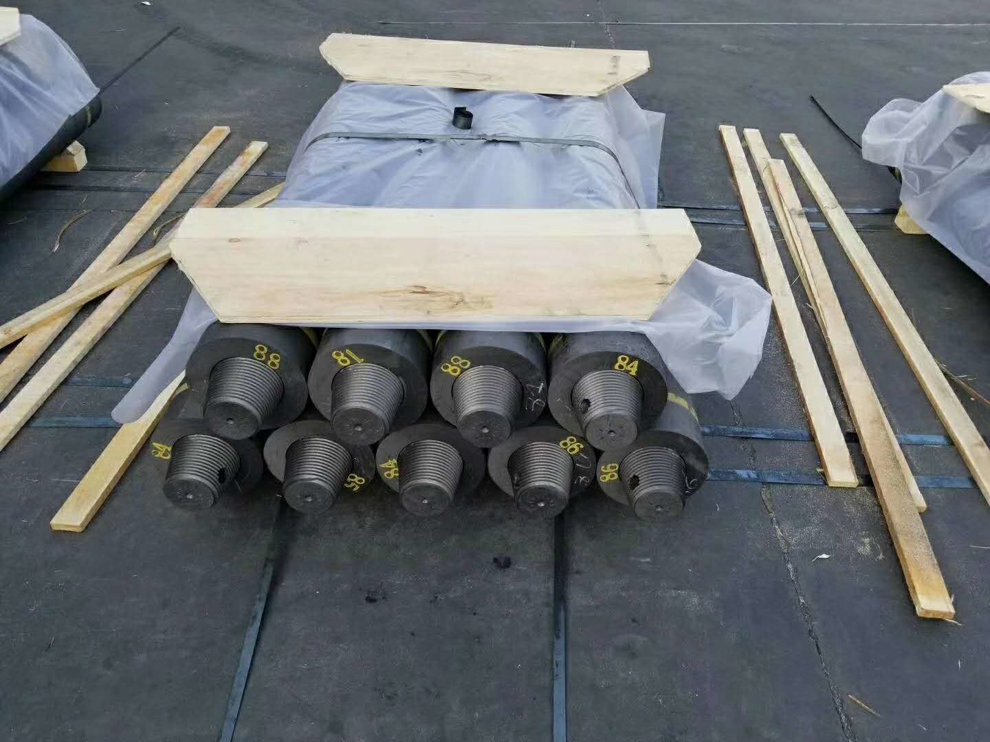 600 * 2400mm Graphite Electrode UHP Grade For Industrial Silicon Furnace