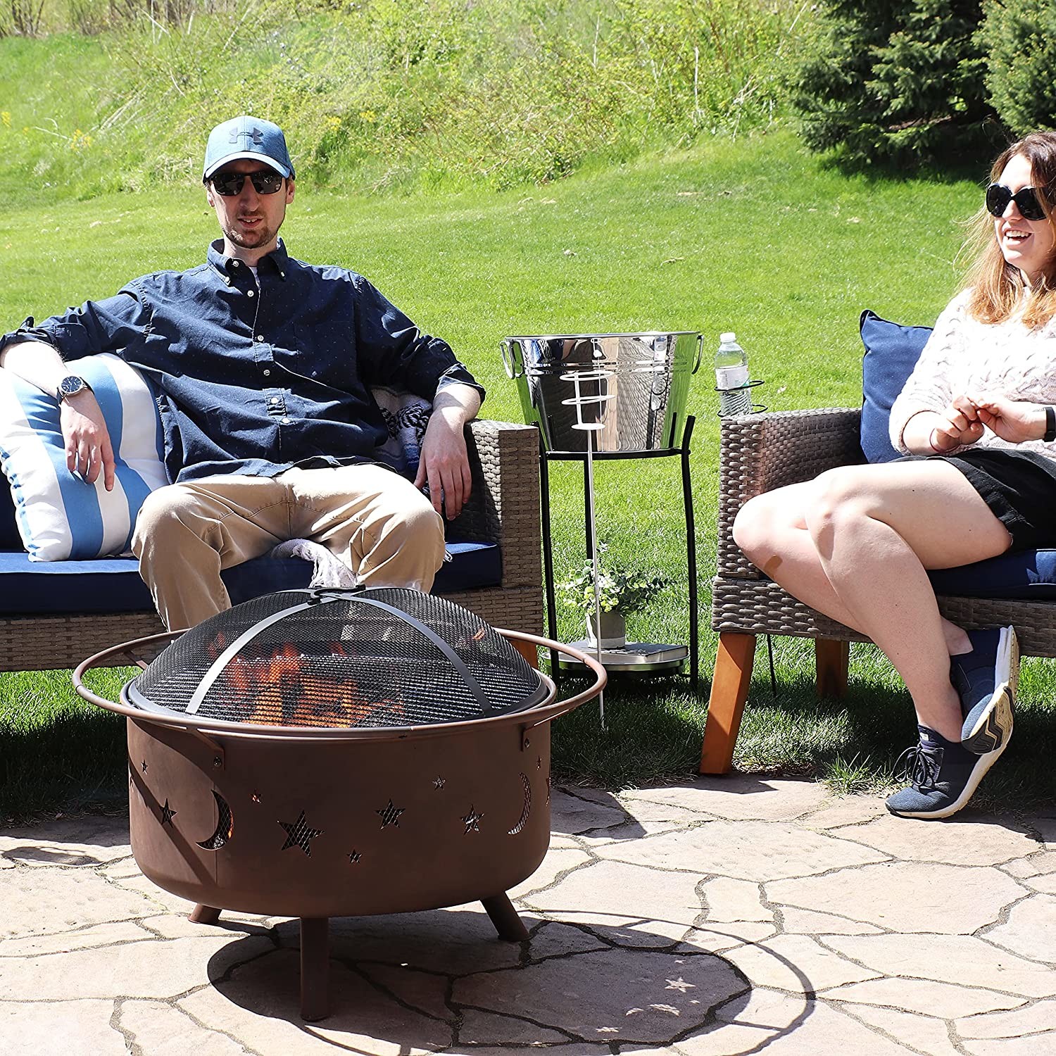 Backyard Garden Stove Charcoal Barbeque Pits With Spark Screen Cover
