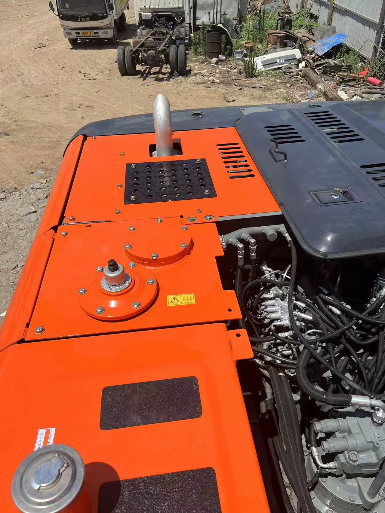 Hitachi ZX200-3 Excavator 20 Ton Tracked Excavator That Has Been