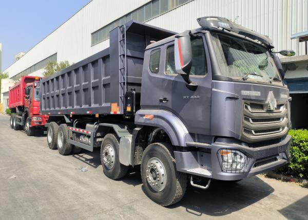 5300*2300*1500mm Cargo Box Heavy Duty Dump Truck For Smooth Cargo Transportation