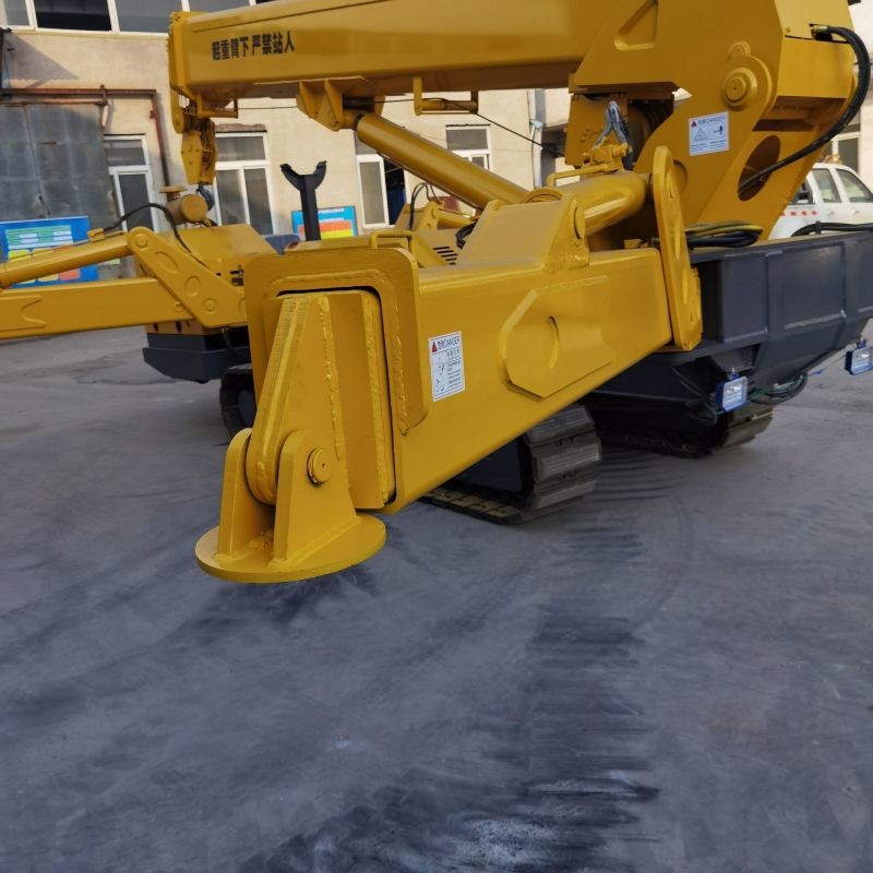 21 Meters Boom Mobile Spider Crawler Crane 12 Ton For Heavy Loads
