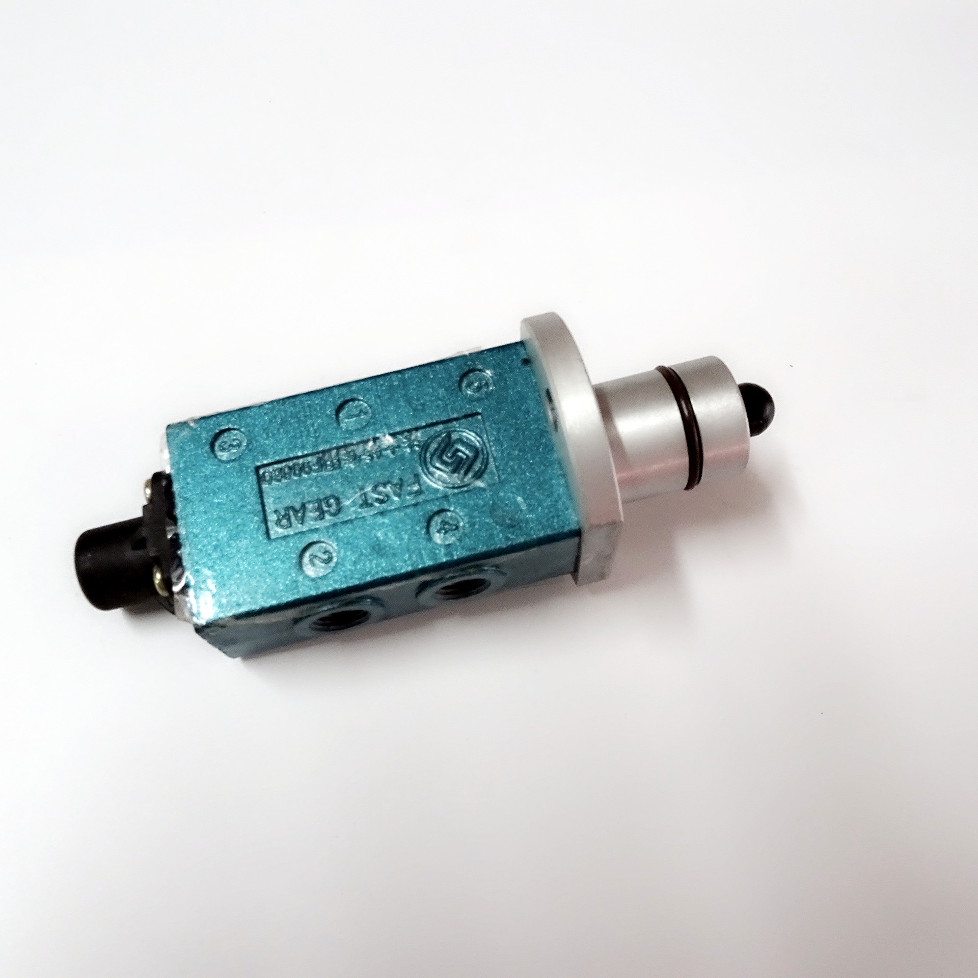 Factory Wholesale Original Fast Gearbox Transmission Spare Parts Double H Valve For DONGFENG
