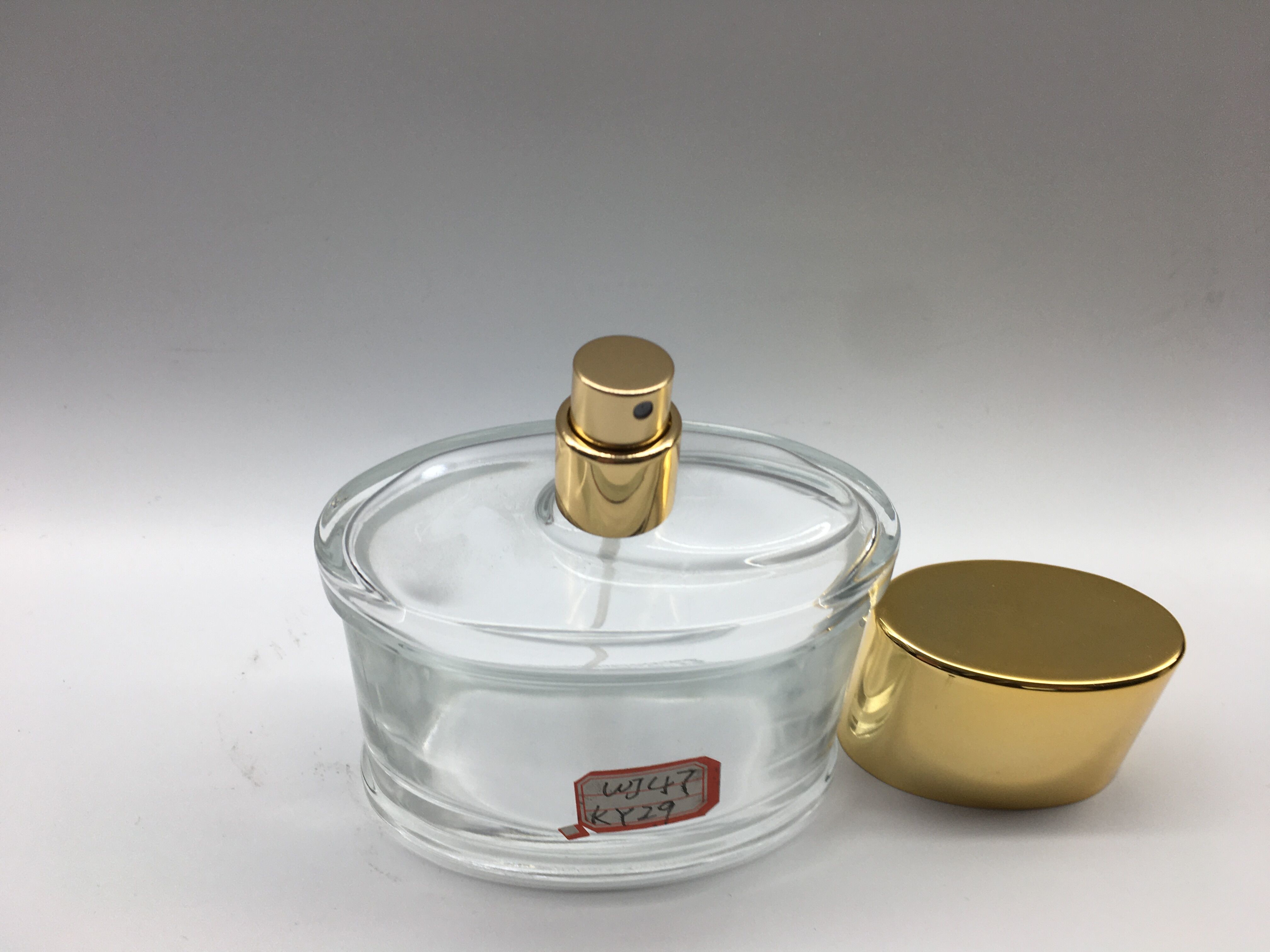 Oem Gradient Luxury Perfume Bottle Electroplating UV With Metallic Gold Atomizer