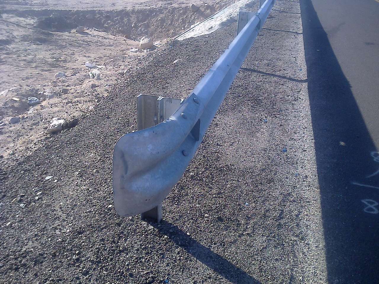 Hot Dipped Galvanized Steel Highway Guardrail Fishtail End for Road Protection Barrier