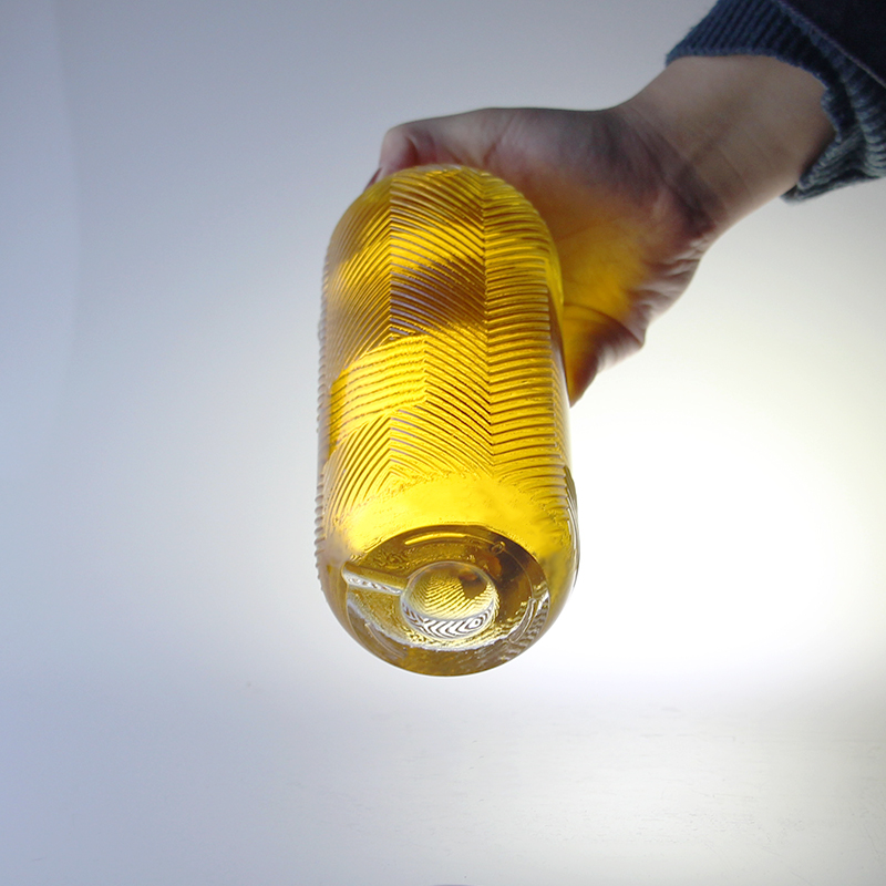 Transparent 750ml Capacity Extra Flint Engraving Glass Bottle With Cork With 500ml Capacity
