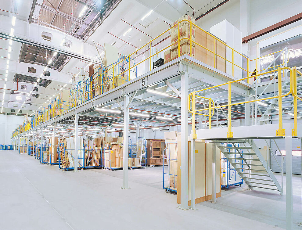 Cold Rolled Steel Q235 Industrial Mezzanine Floors 500kgs Loading Capacity