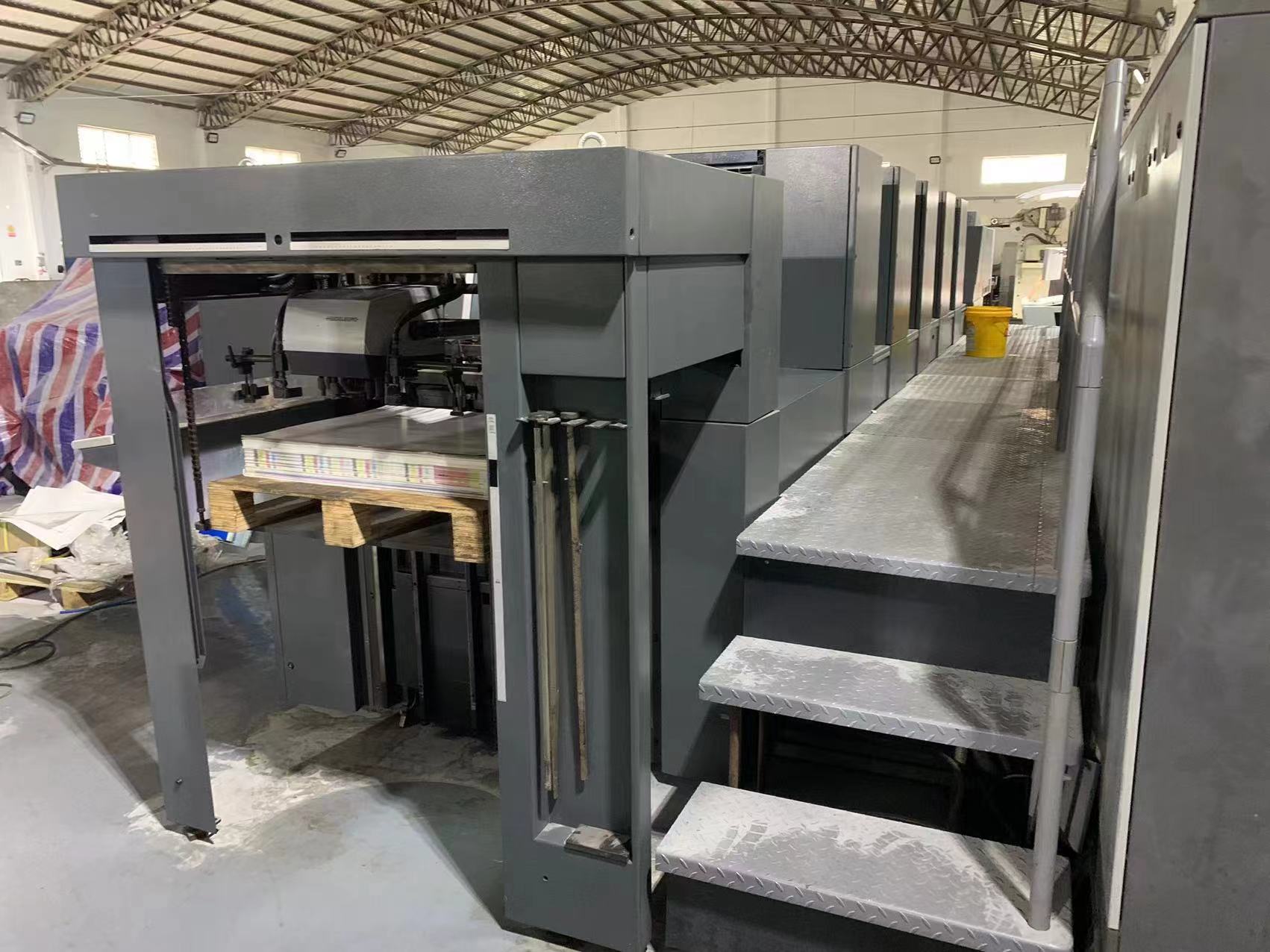 Used Speedmaster Xl 75-5-F Printing Machine with Advanced Features