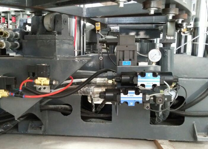 Air Blowing Shoes Injection Machine Rubber Chappal Making Machine