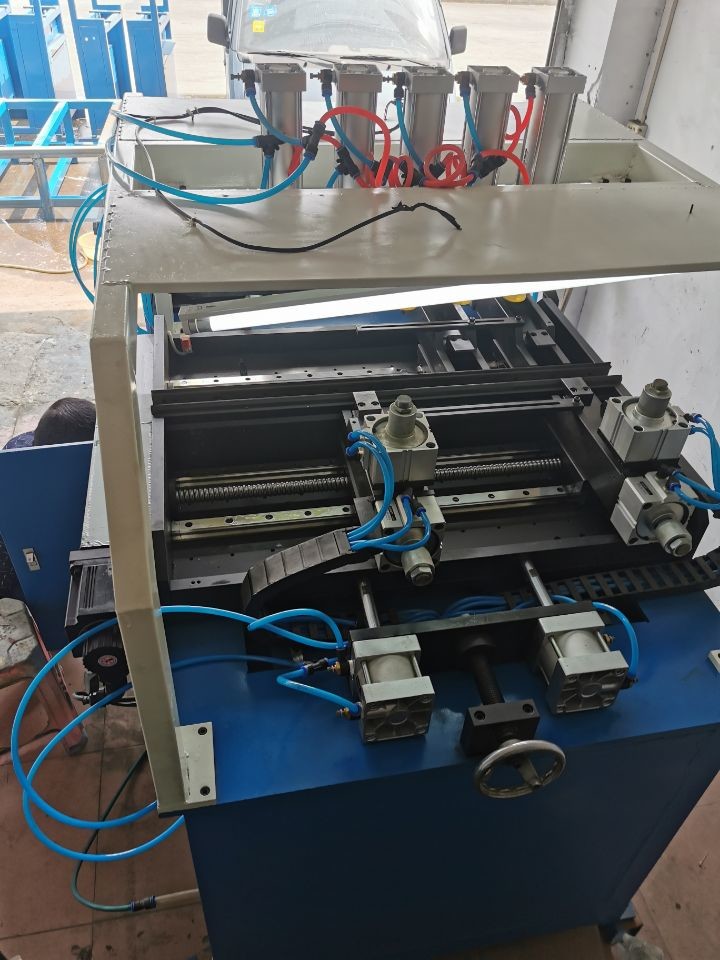 Cylinder Drive 2.5Kw Car Water Tank Crimping Machine Radiator Clinching Tool
