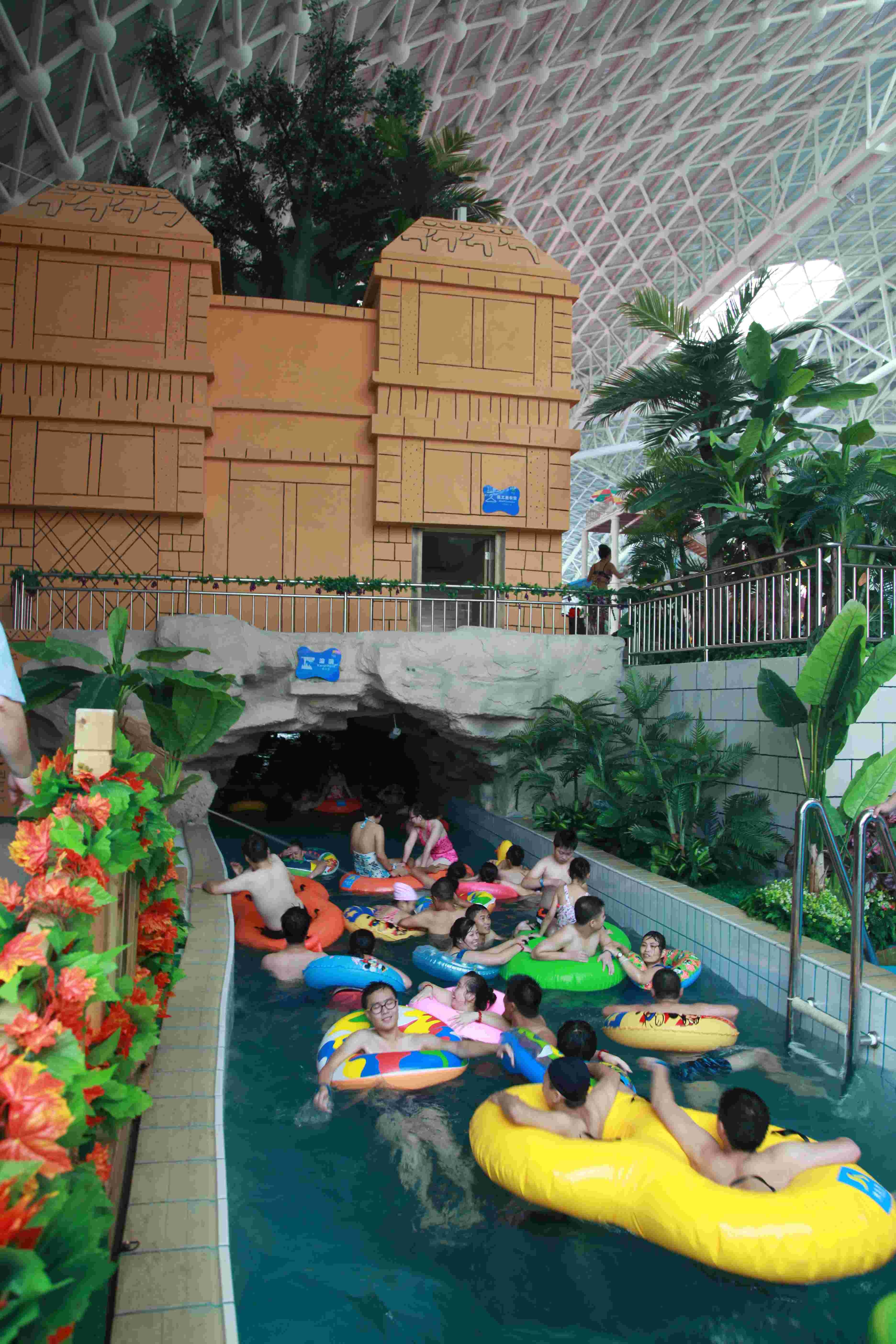 Outdoor Holiday Resorts Lazy River Water Park Attractive Project For Water Park