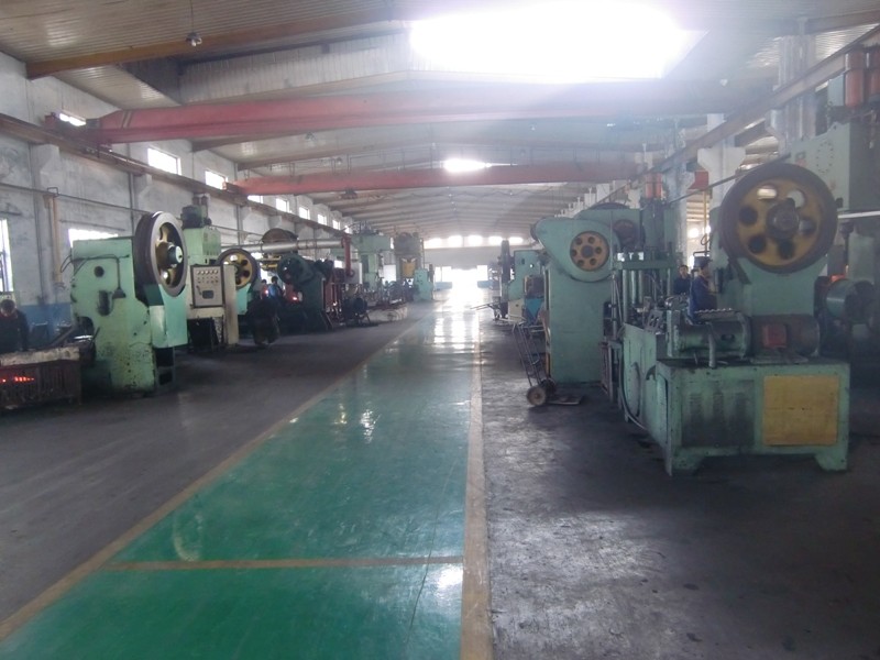 DIN AISI Standard Drop Forged Alloy Steel Auto Parts Truck Parts
