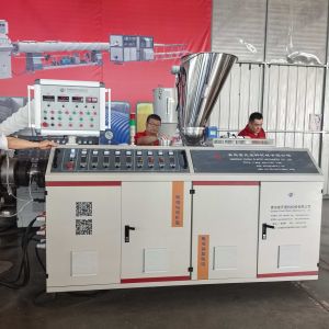PLC/Touch Screen Controlled Twin-Screw Plastic Extruder for Precise Production