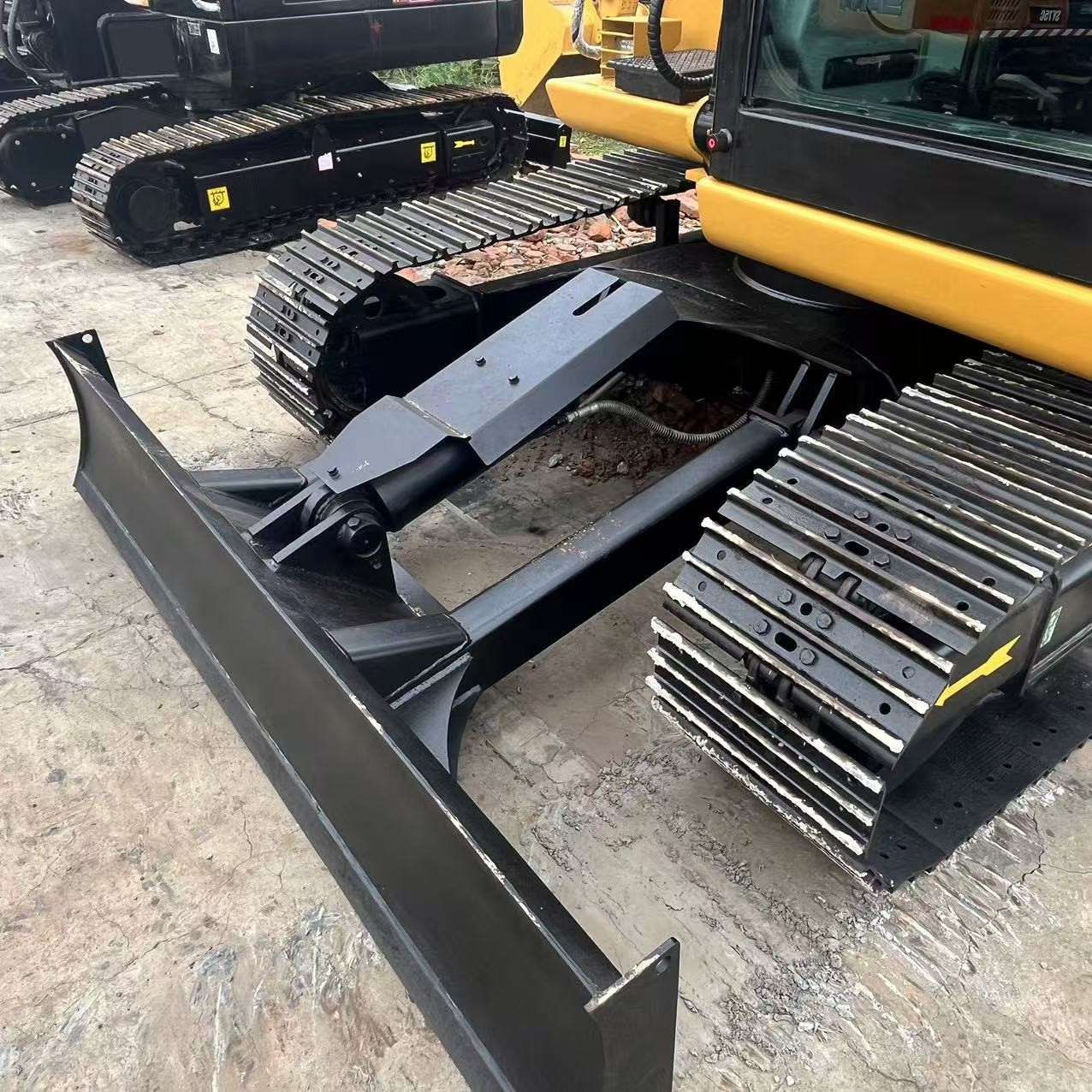 Mini Secondhand CAT 307E Excavators 7ton Used Backhoe Tracked Digger Machinery