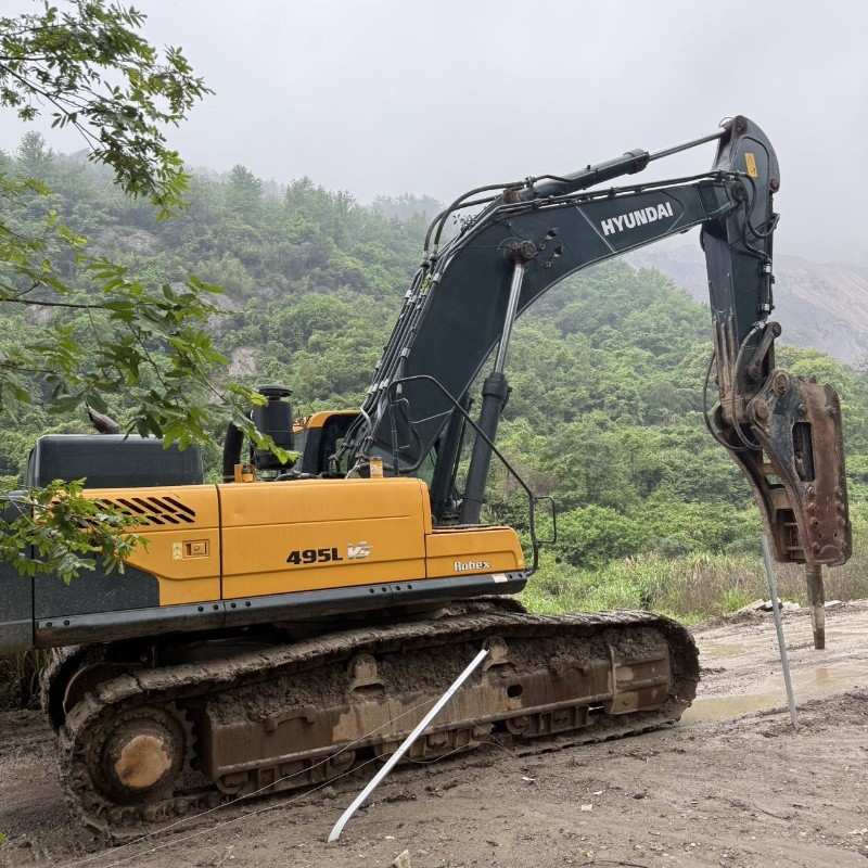 HOT Selling Used Excavator Hyundai 495Ls In Stock