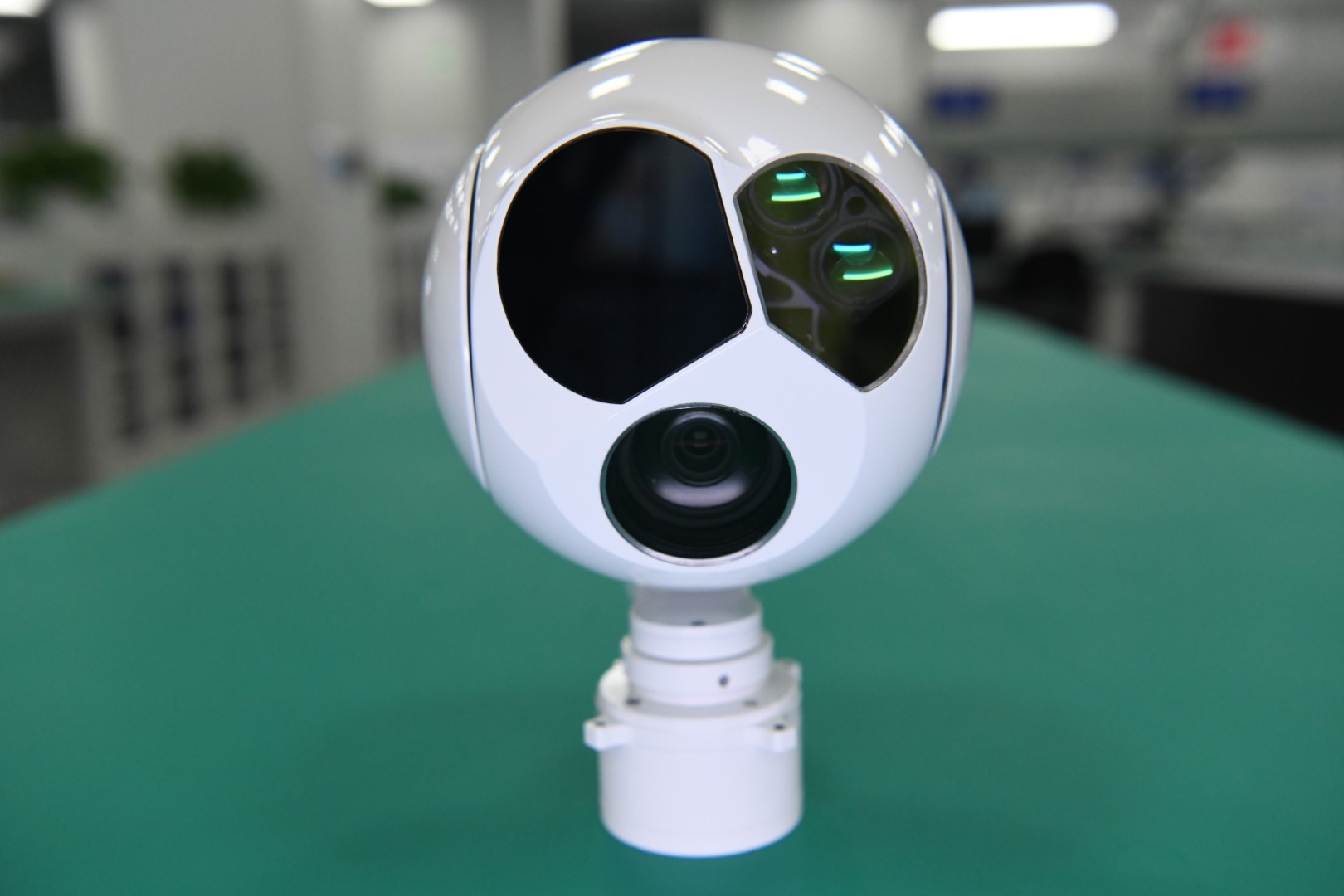 30X 3km LRF 360 Degree Dual Camera UAV Payload Electro Optical Sensor