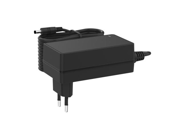 45W Max EU Plug CE Certified 12V 14.5V 16.8V Lithium / Lead-Acid Battery Charger