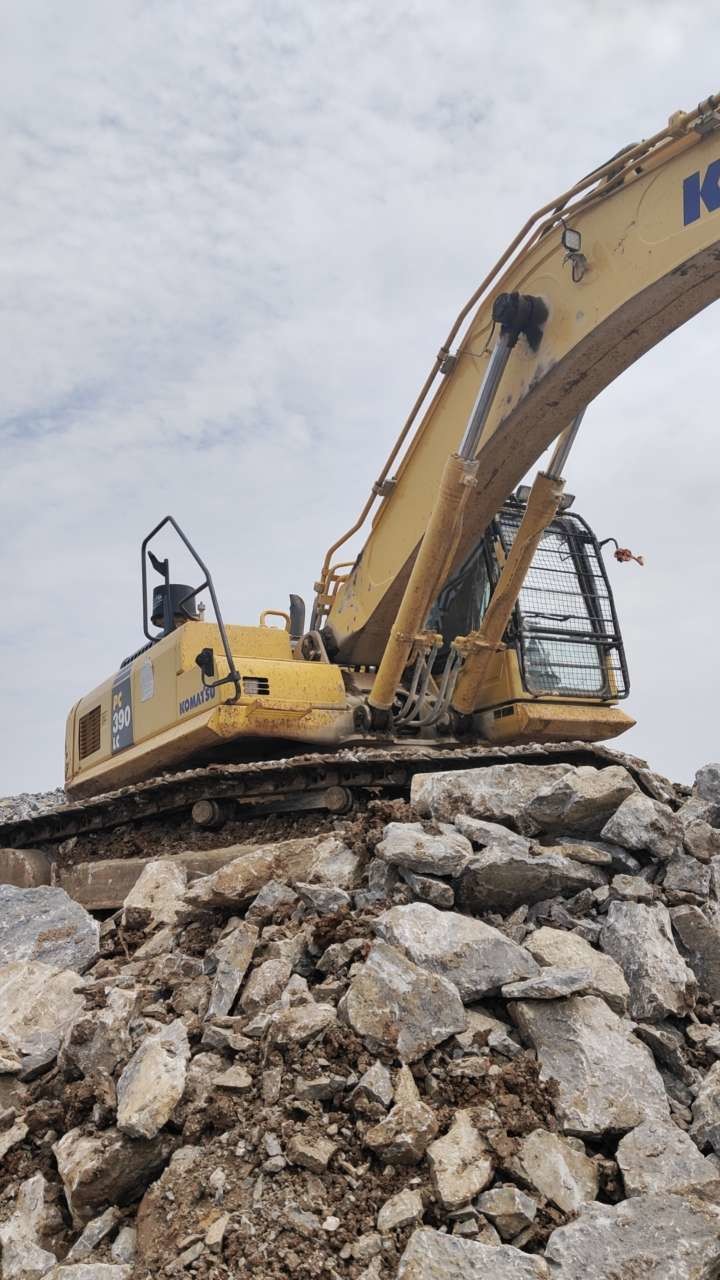 Second-hand Original Komatsu PC390LC-m0 Hydraulic Excavator Crawler Excavator Digger