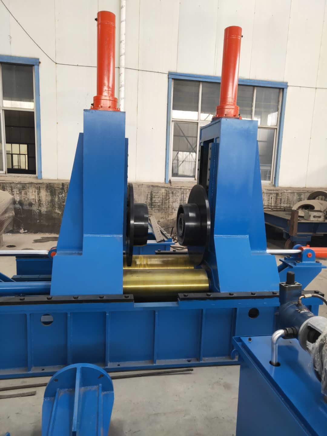 Advanced Carbon Steel Spiral Welded SSAW Pipe Making Mill production line