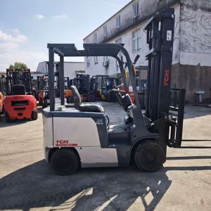  High Quality TCM Diesel Electric Forklift 2.5ton 3T 5T New Energy Used Condition Seat Operator Core Mast Small Lonking Cpd35 Manufactures