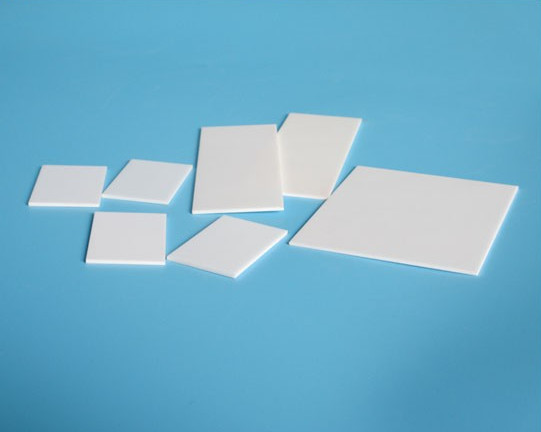 High Pure 95% Insulating Indusrial Alumina Ceramic Plate For Vacuum Devices