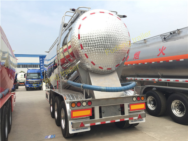Aluminium Alloy 3 Axles Bulk Cement Tanker Trailer Volume 45 CBM - 65 CBM