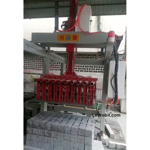 China LCD Display Loading And Unloading Robot 300kg - 3000kg Payload Automation Robotics on sale