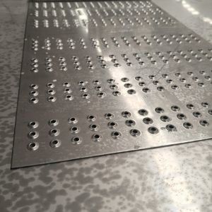  Round Rectangular Hole Shapes Perforated Metal Plate Customized Manufactures
