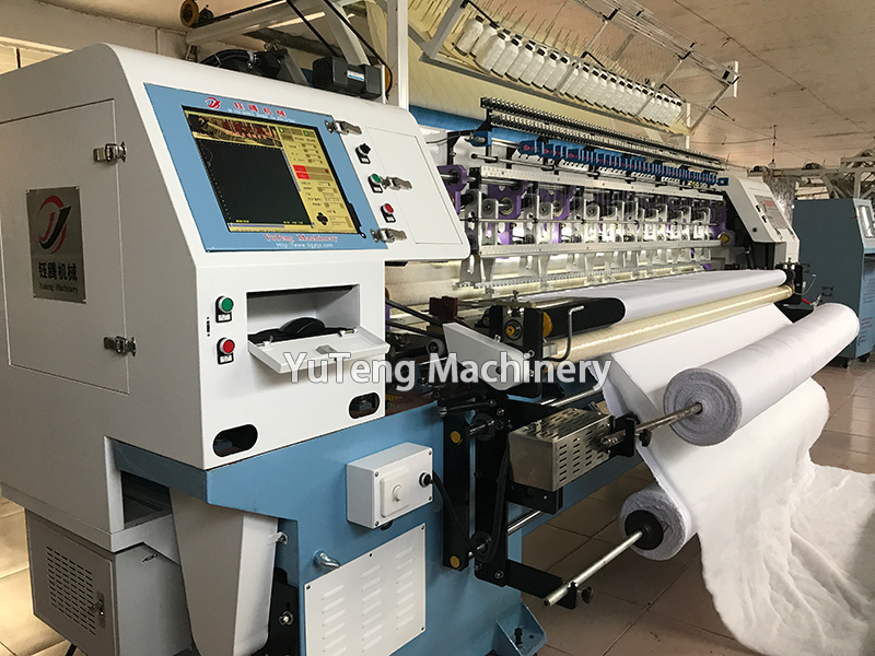 High Speed Blanket Making Machine , Shuttle Quilting Machine Multi Needle