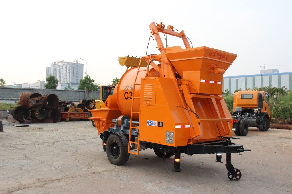 Portable C3 8Mpa Concrete Mixing Pump Trailer Mounted