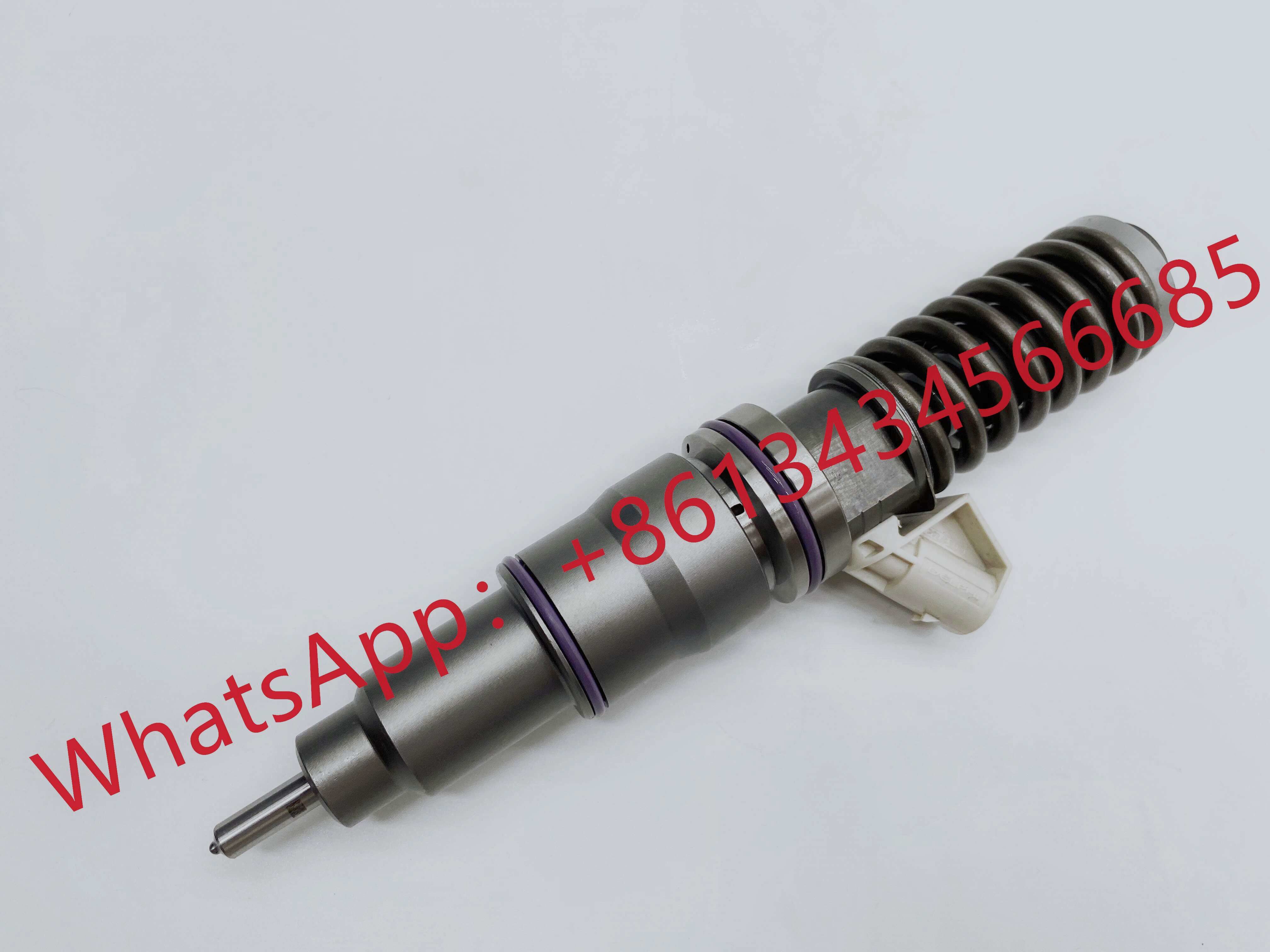 Excavator Fuel Injector Nozzle VOE20440388 85000071 3803654 3801437 EC360B EC330B