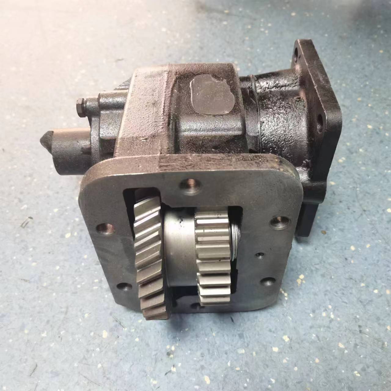 Wly 6g40 Kamaz Truck Parts Pto With for HOWO Transmission Gear Box For Replace/Repair