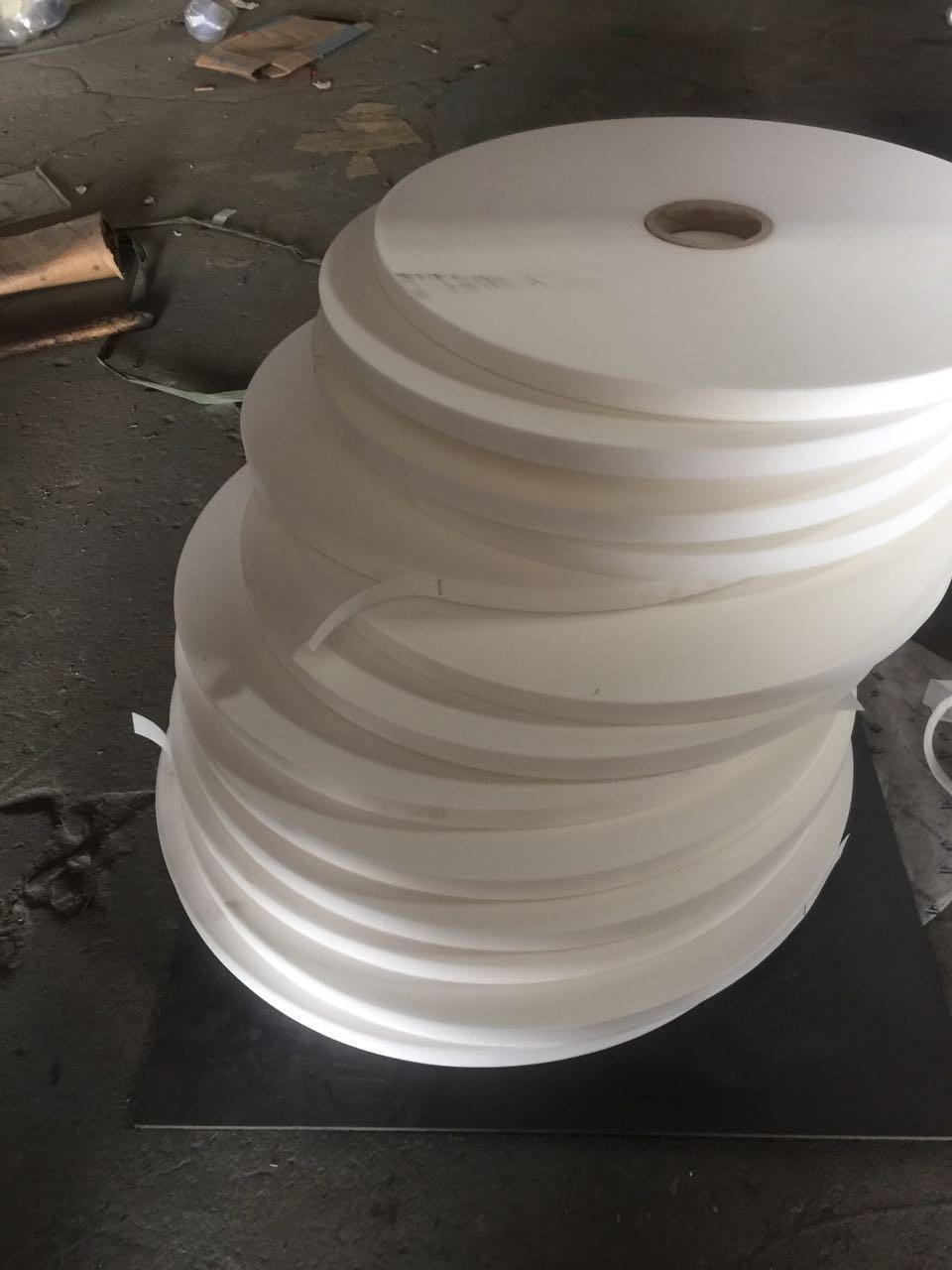 1600/3000 Jumbo Paper Roll Slitter Rewinder Machine Paper Converting Machine Paper Slit Machine for Craft Paper Silicone