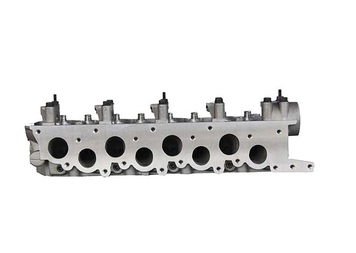 HYUNDAI 4D56 4D56T Diesel Engine Cylinder Head 2210042700 22100-42700