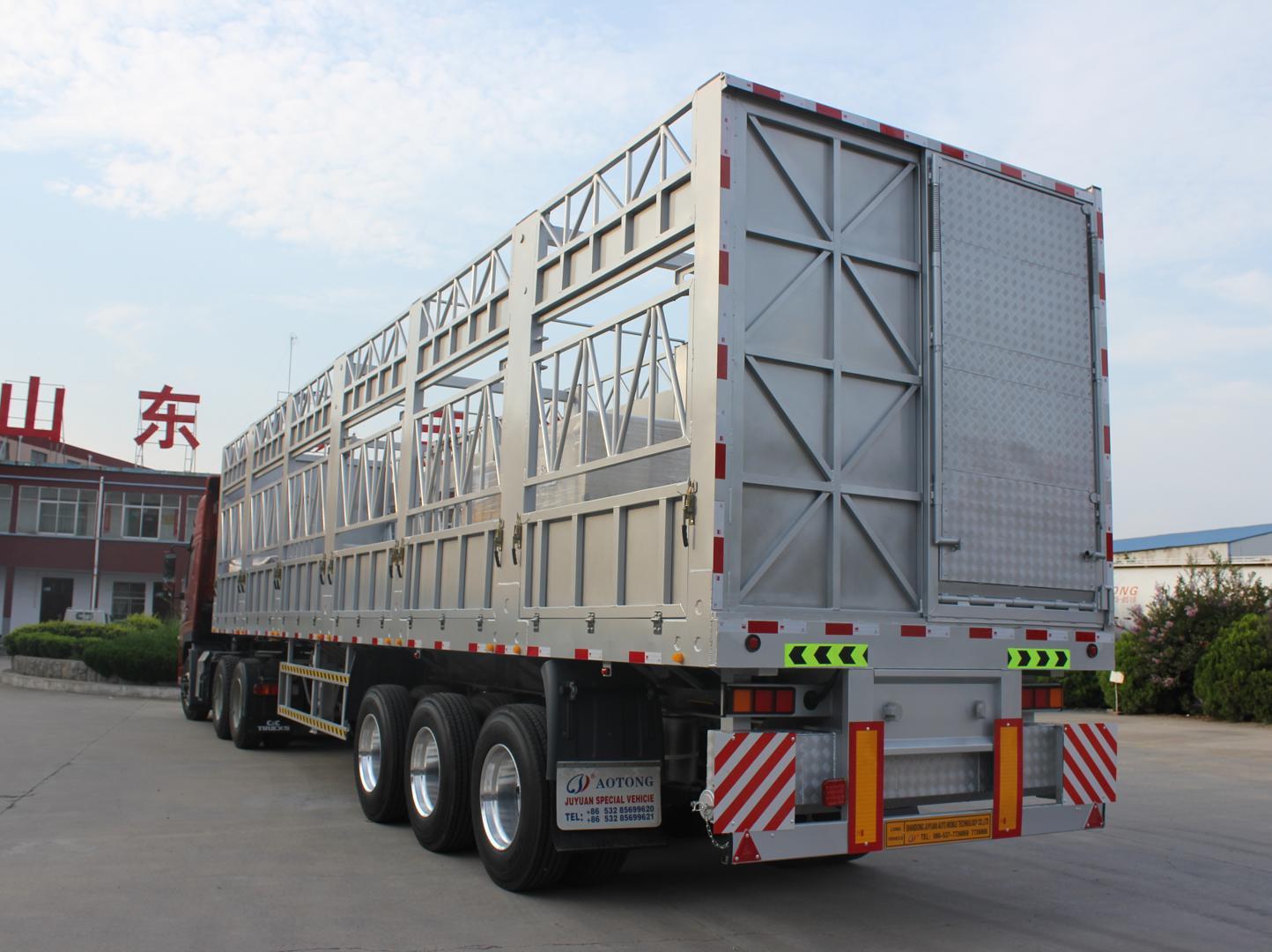 Double Deck 3-axle Steel Animal Transport Storehouse Bars Semi Trailer Superior Design