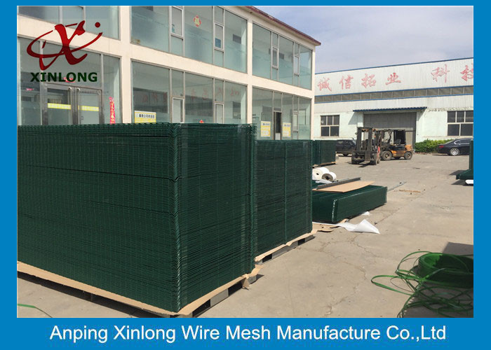 3D Curved Galvanized Dark Green Welded Mesh Fence For Garden School