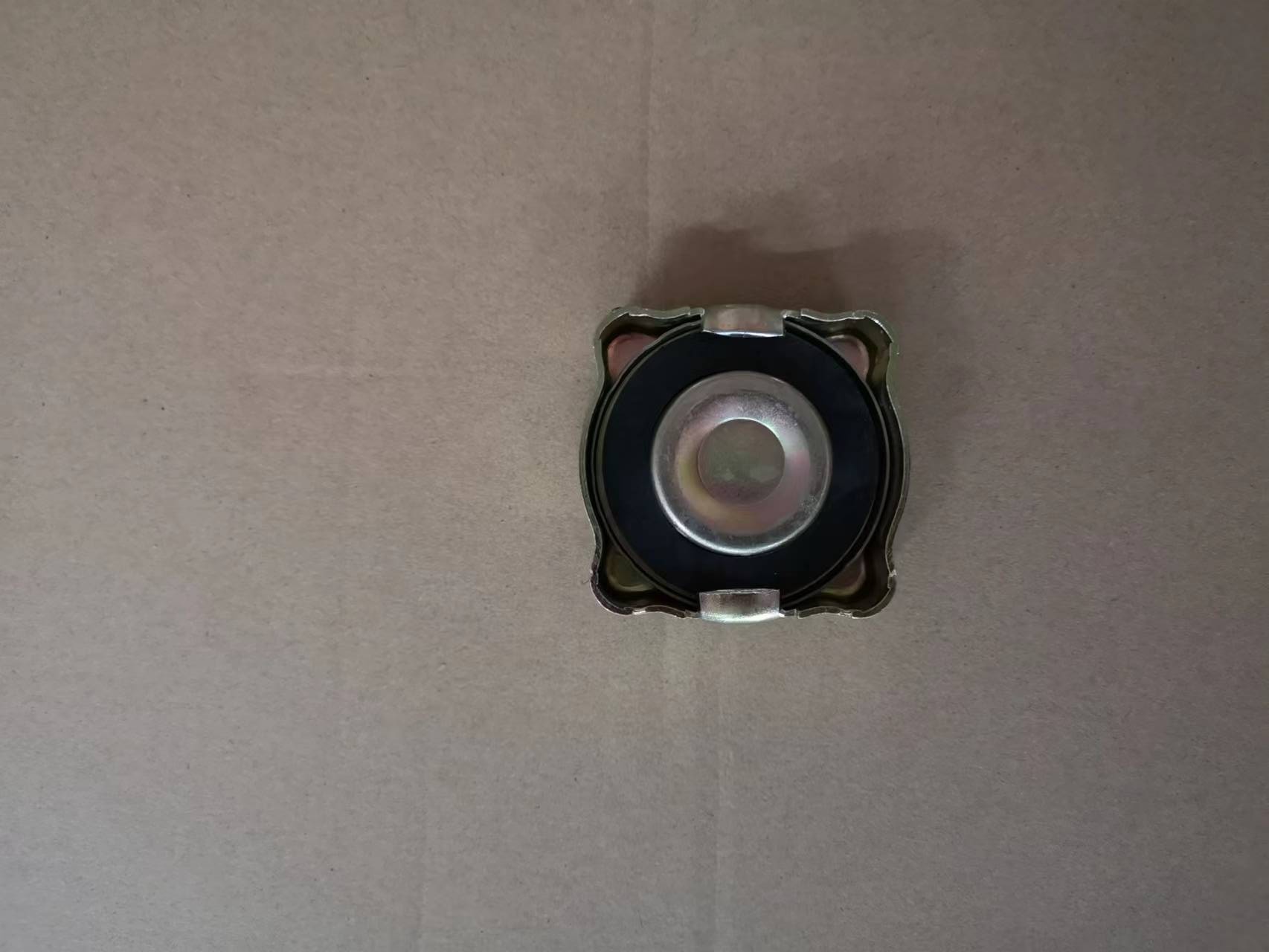 1117500241 Oil Cap For Engine 6BD1 6HH1 6HK1 6SD1 6WF1 6WG1 10PE1 10PD1 Wide Range Oil Filter Cap