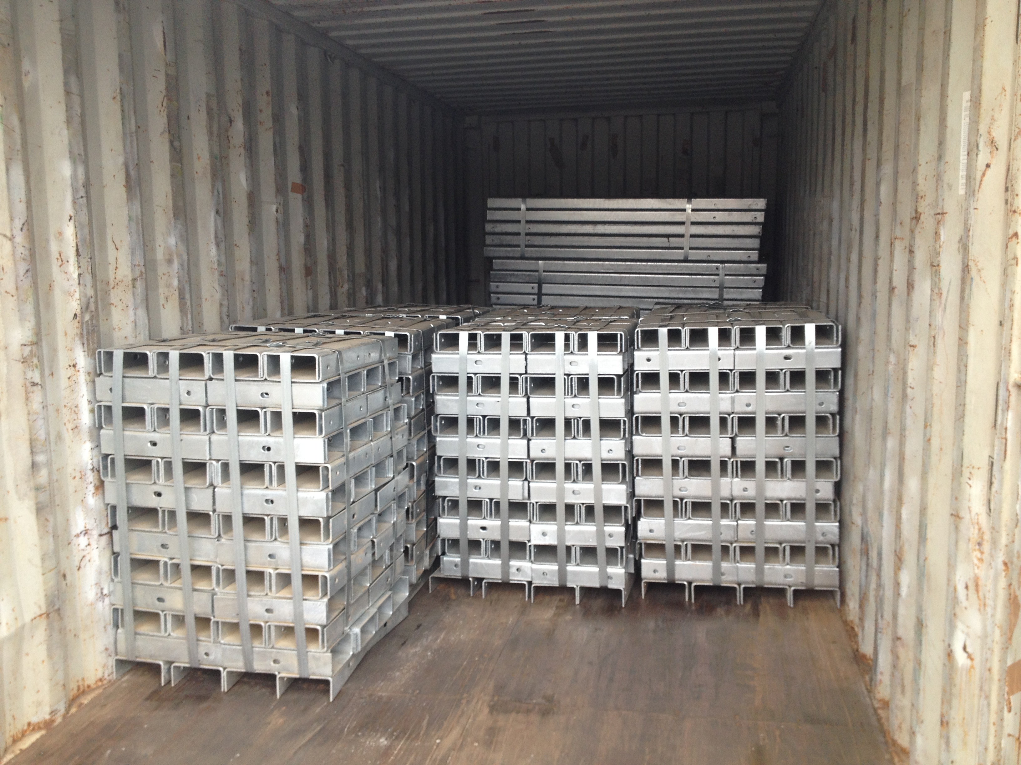 Q235 Steel Custom Color W Beam Highway Guardrail For Outdoor Security Protection