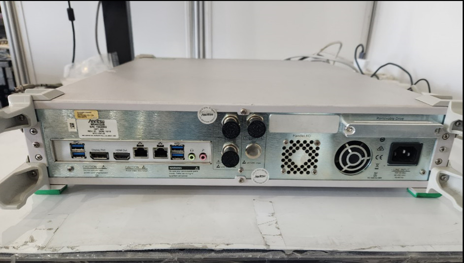 Anritsu MS46322B VNA Vector Network Analyzer 1 MHz - 43.5 GHz For Testing RF Devices