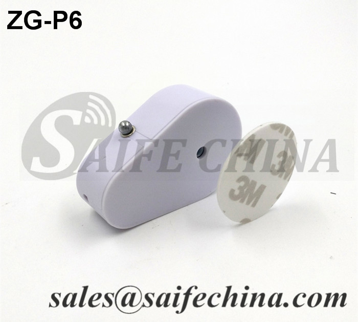 Lanyard Recoiler For Display Merchandise 