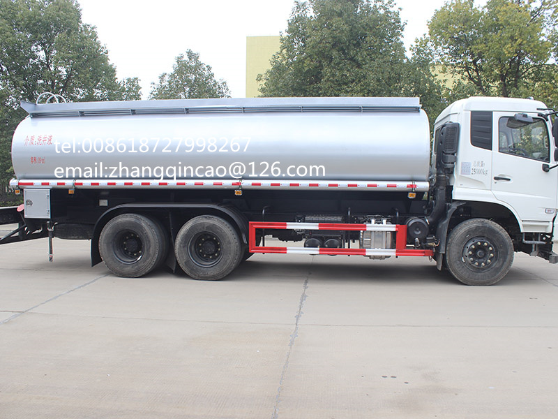 TianJin Double- Back- Axle Liquid Supply Vehicle