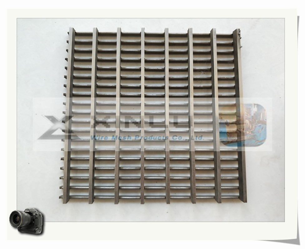 DEWATERING SCREEN PANEL / JOHNSON SCREEN PLATE / V WIRE SLOT PANEL / WEDGE WIRE SUPPORT GRIDS / WEDGE WIRE GRATING