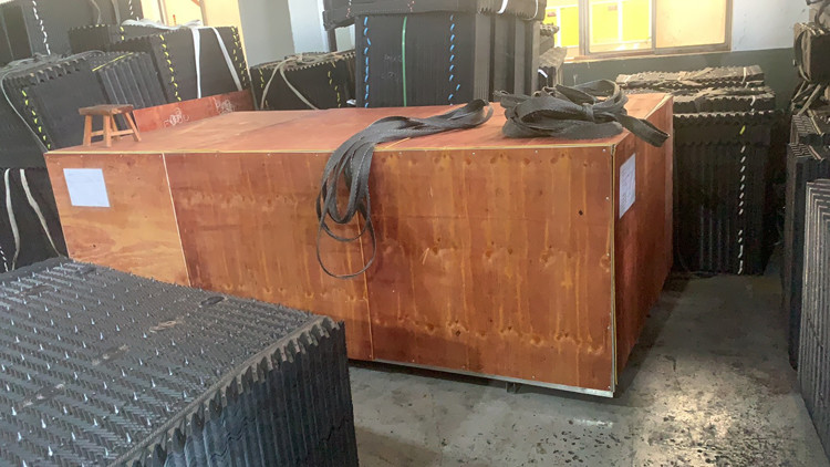 Splash fill counter flow cooling tower film fill splash counter flow cooling tower