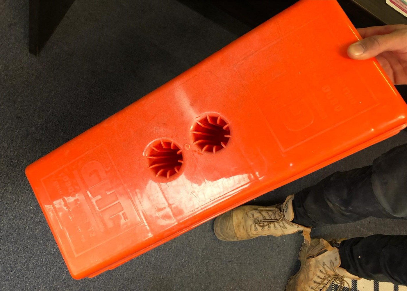 polypropylene Temporary Fencing Base 560x245x130mm Available Customized Any Size of Hole 32mm 42mm 43mm 38mm 10 Year UV