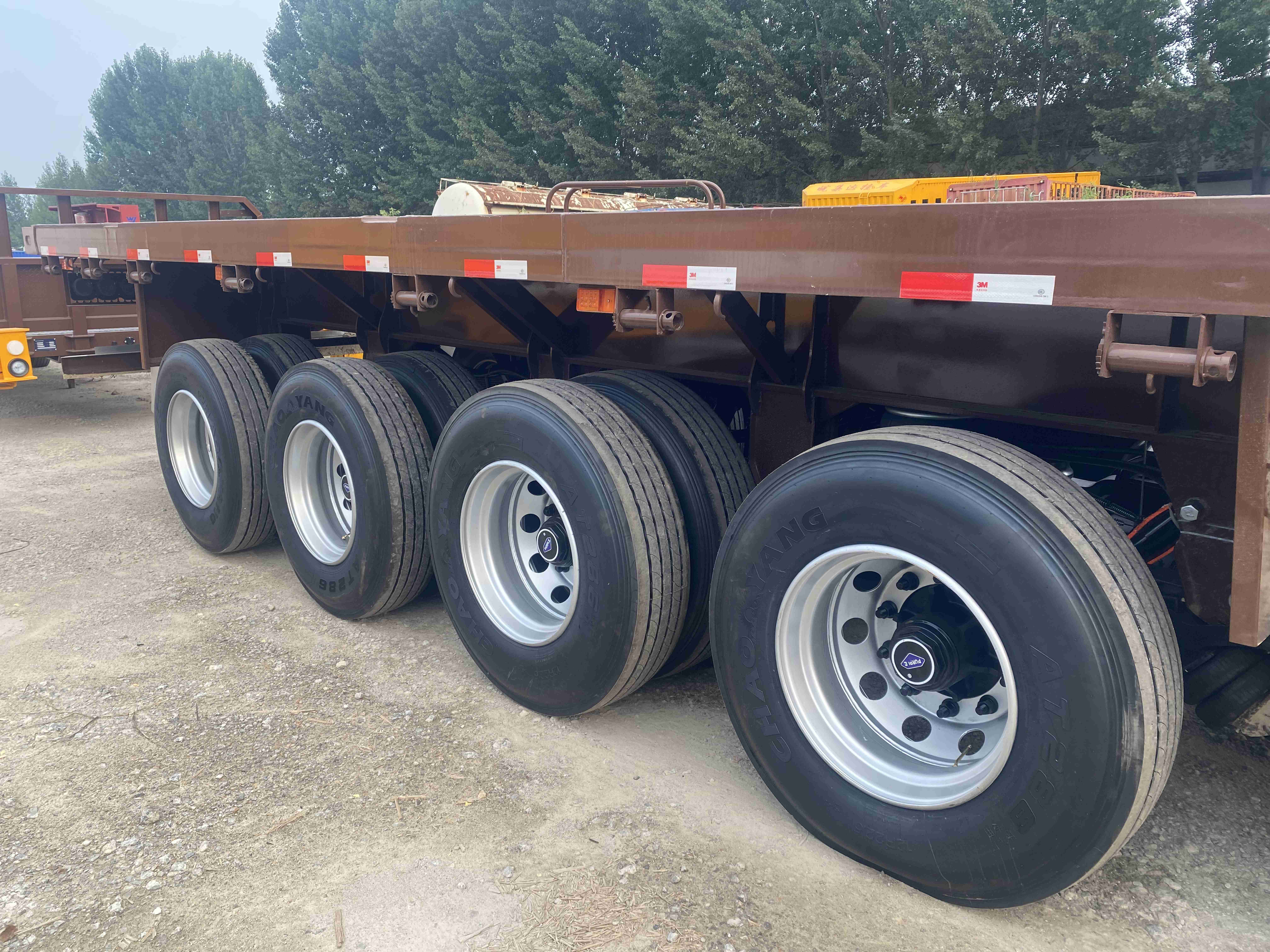 Transport Container Flatbed Semi-trailer 4-axle 100 Ton Flatbed Truck Trailer Wholesale Customization