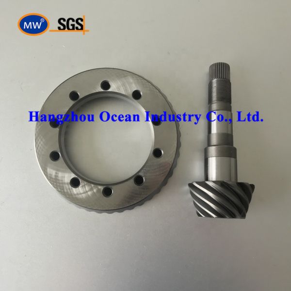 Quality Compatibility Can Be Used With Various Gear Systems HRC 45-55 Hardness Helical Gears and Pinions for sale