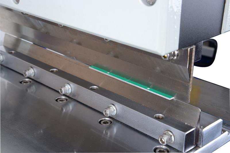 V-Cut Pcb Cutting Machine With Excellent Separating Effect And Ce Approval